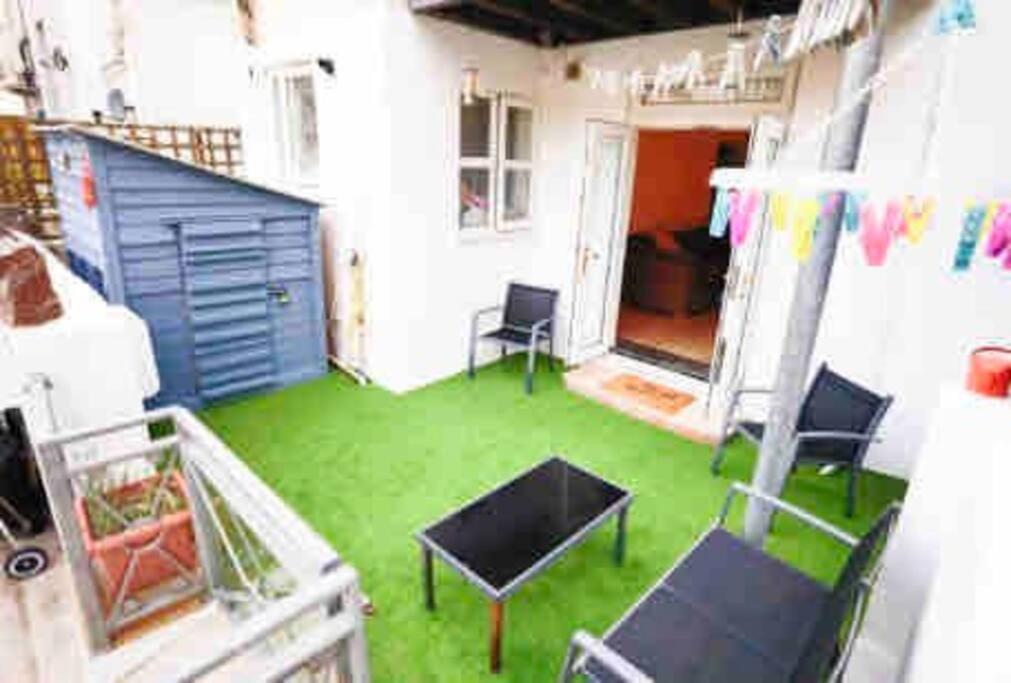 Lovely Two Bedroom Apartment, With Private Garden! Torquay Eksteriør bilde